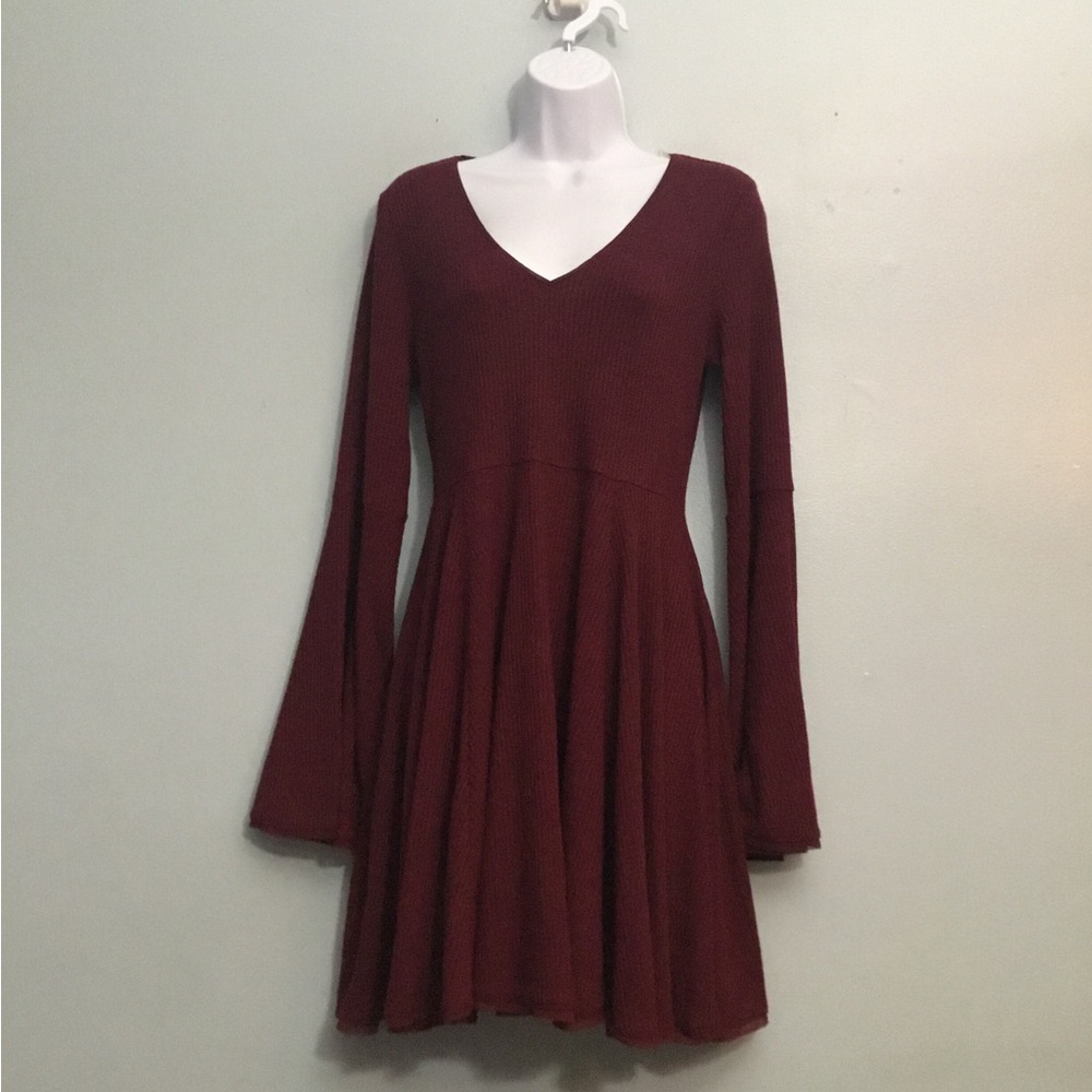 American Eagle Outfitters Ribbed Maroon Crop Top